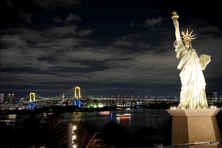 Libery statue di Tokyo Bay