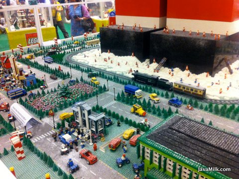 Lego is back, Now in Central Park